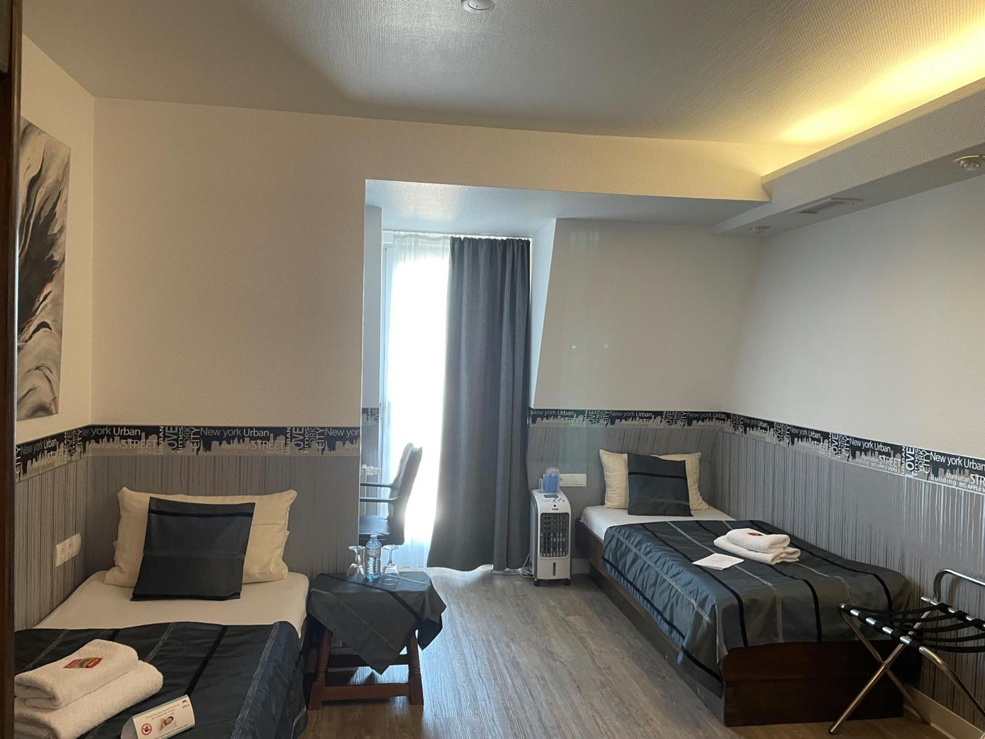 Hotel Corsten Heinsberg  Esterno foto